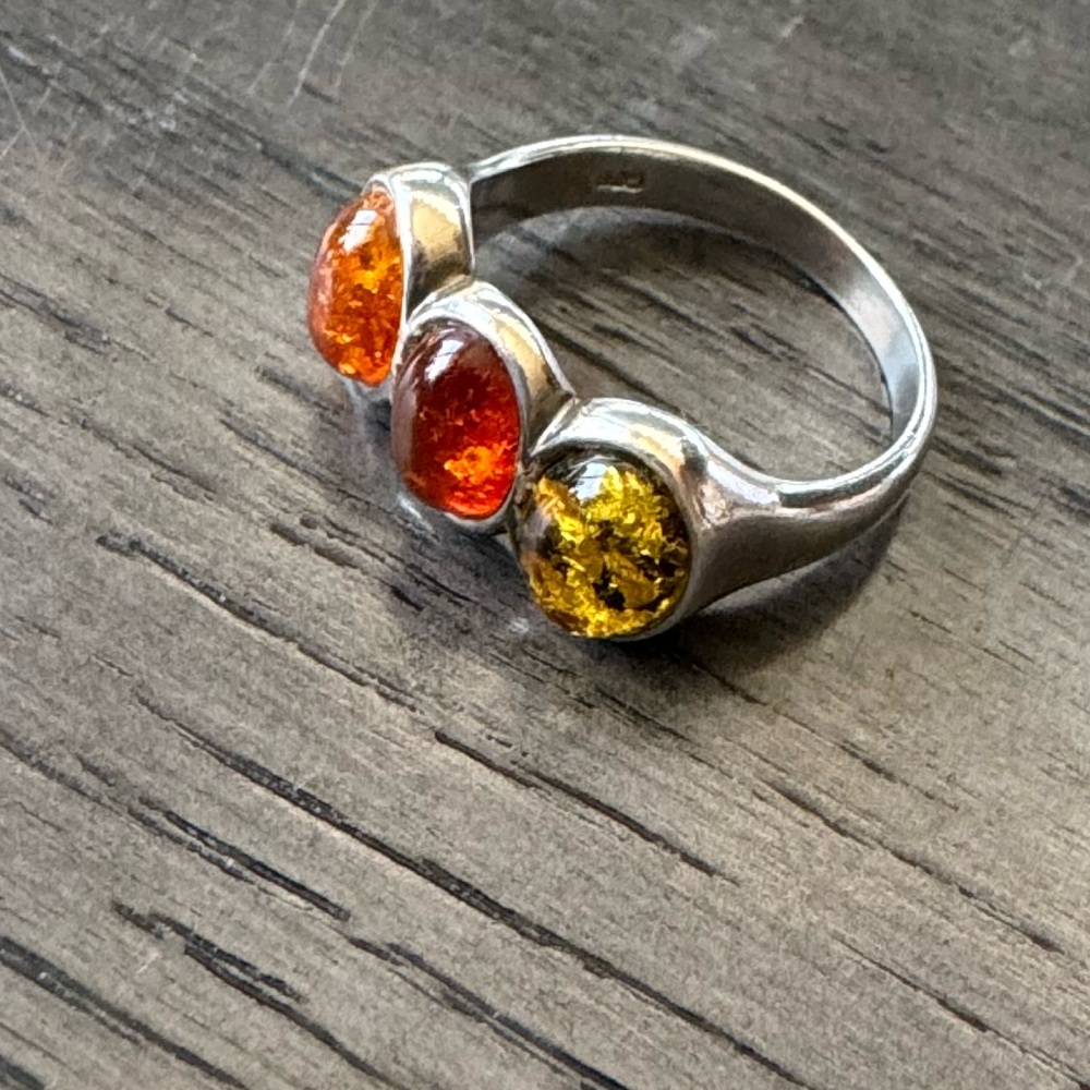 Size 7 Amber Tri Color Stone Sterling Silver  Ring